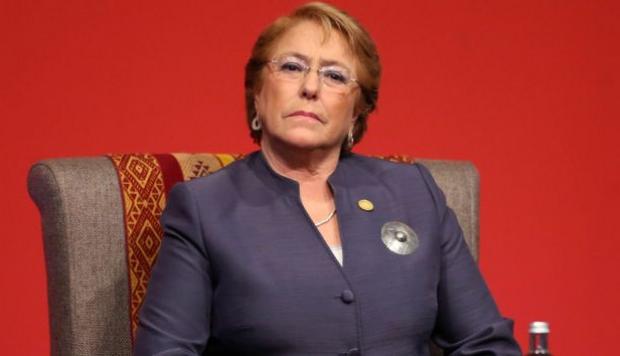 Bachelet y la brújula política